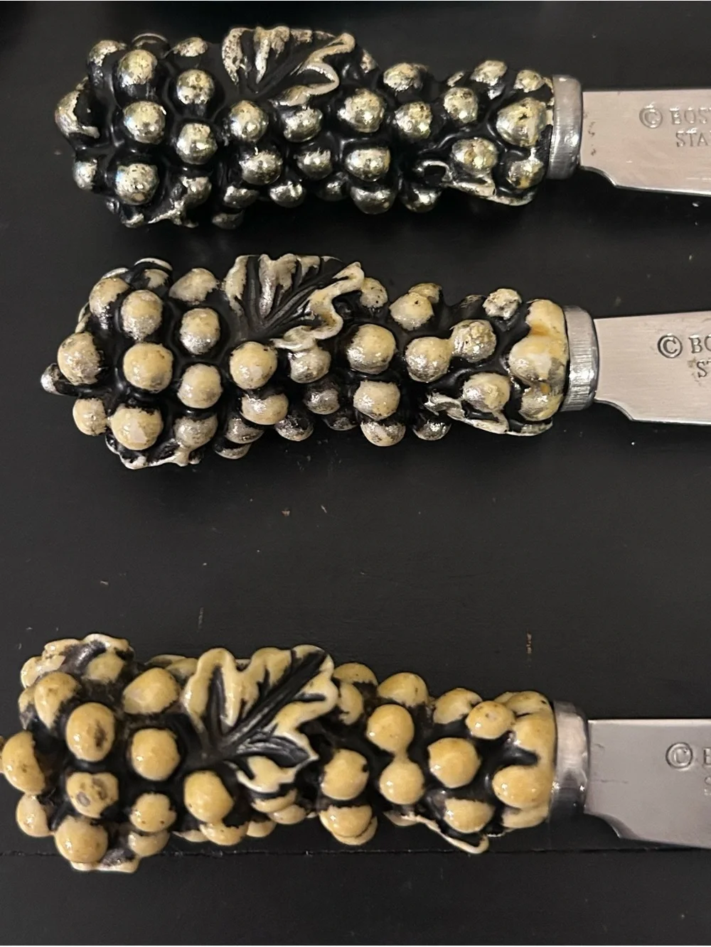 Boston Warehouse Grape Cluster Cheese Spreaders – Set of 3